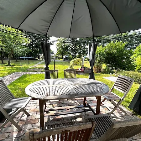 Natur&meer: Im Idyllischen Appartement Ahrenshagen